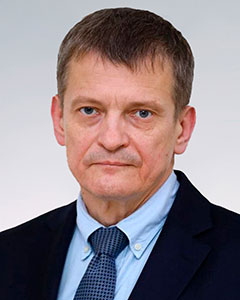 Петр Банников