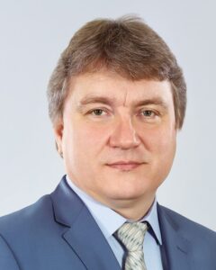 Илья Холкин