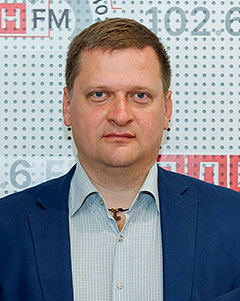 Александр Серавин