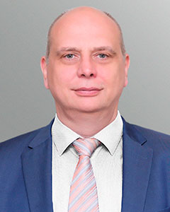 Дмитрий Карпов