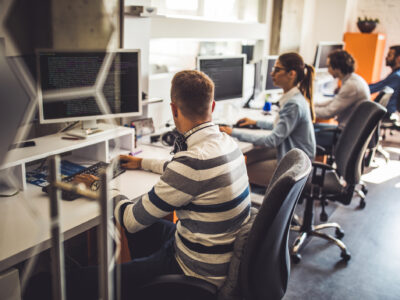 Дефицит IT-кадров в России достиг 1 млн человек